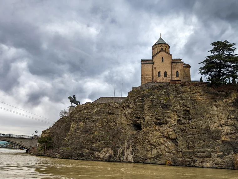 Metekhi Church perched on a cliff above the Mtkvari river in Tbilisi