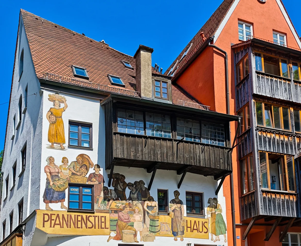 The Pfannenstiel-Haus mural