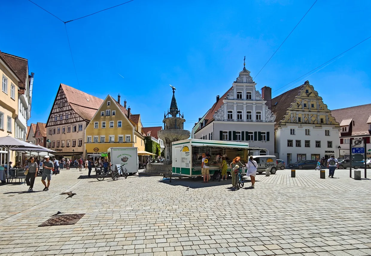 Marktplatz with fountain, town hall and pastel facades