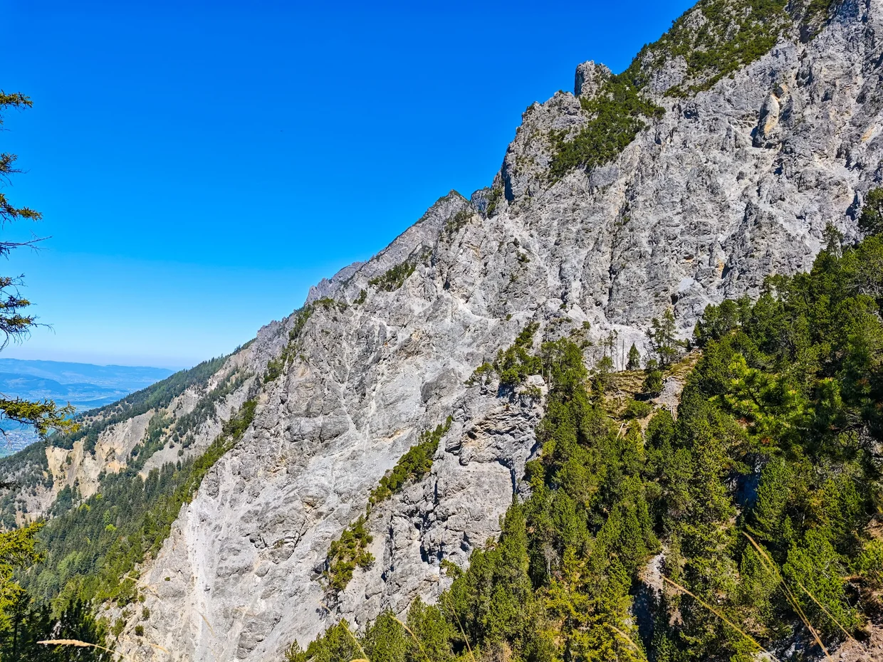 Bare rock face along the road climbing up from Triesen