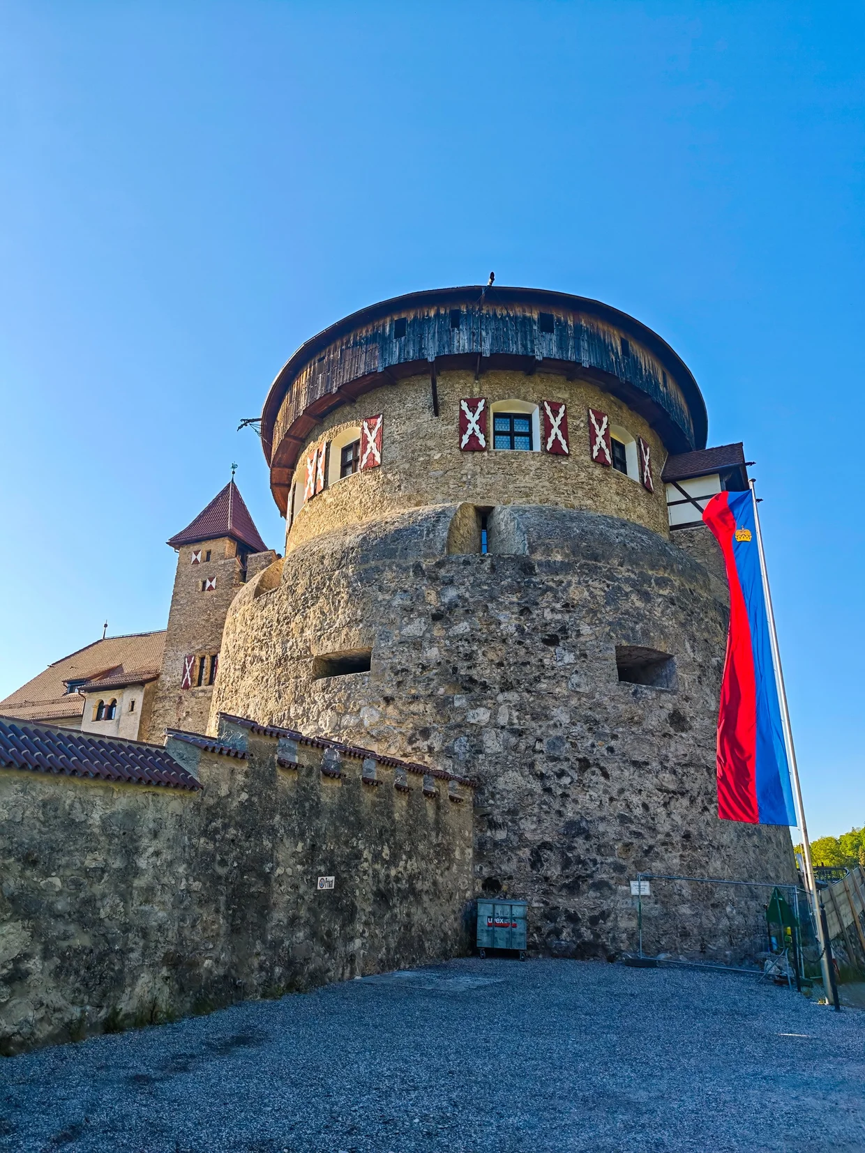 Castle round tower with the Liechtenstein flag