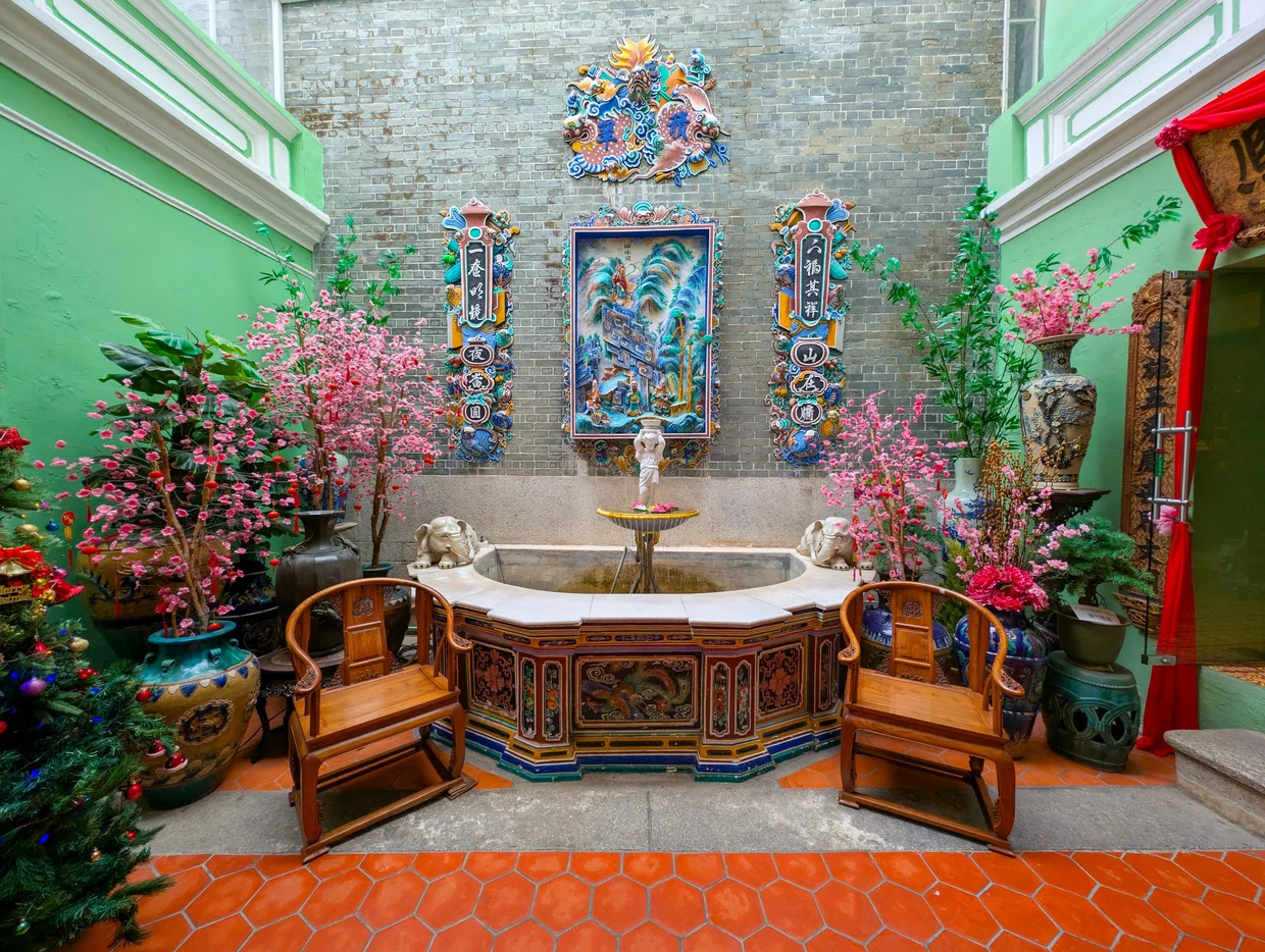 The atrium with plum blossom decorations