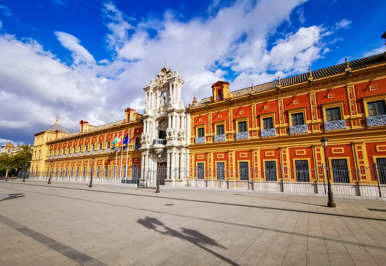 Palacio de San Telmo, one of those buildings that makes you stop walking